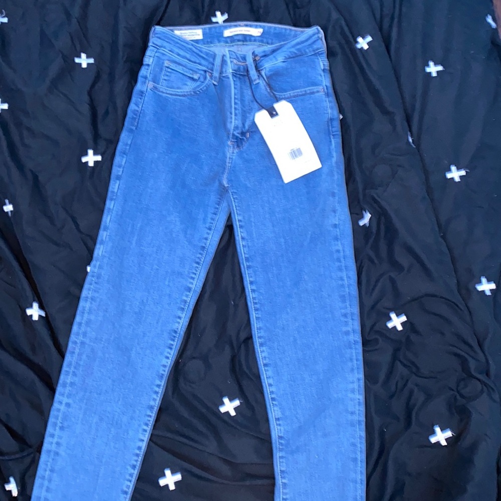 Levi’s high rise skinny jeans